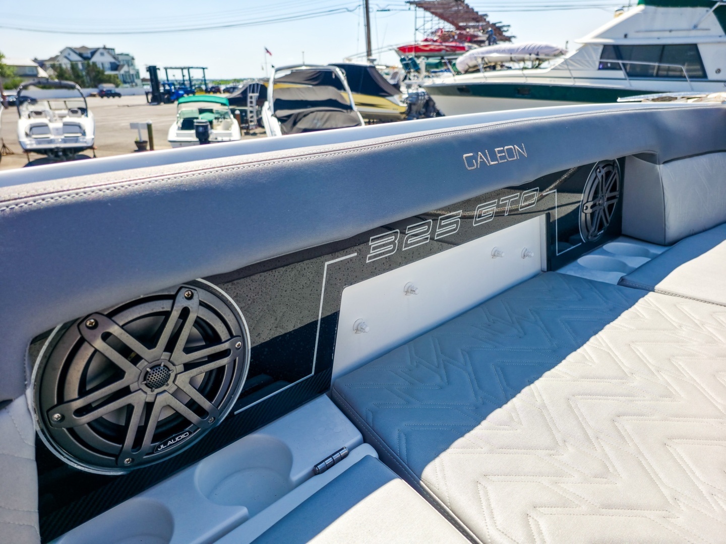 Galeon 325 GTO Yacht For Sale