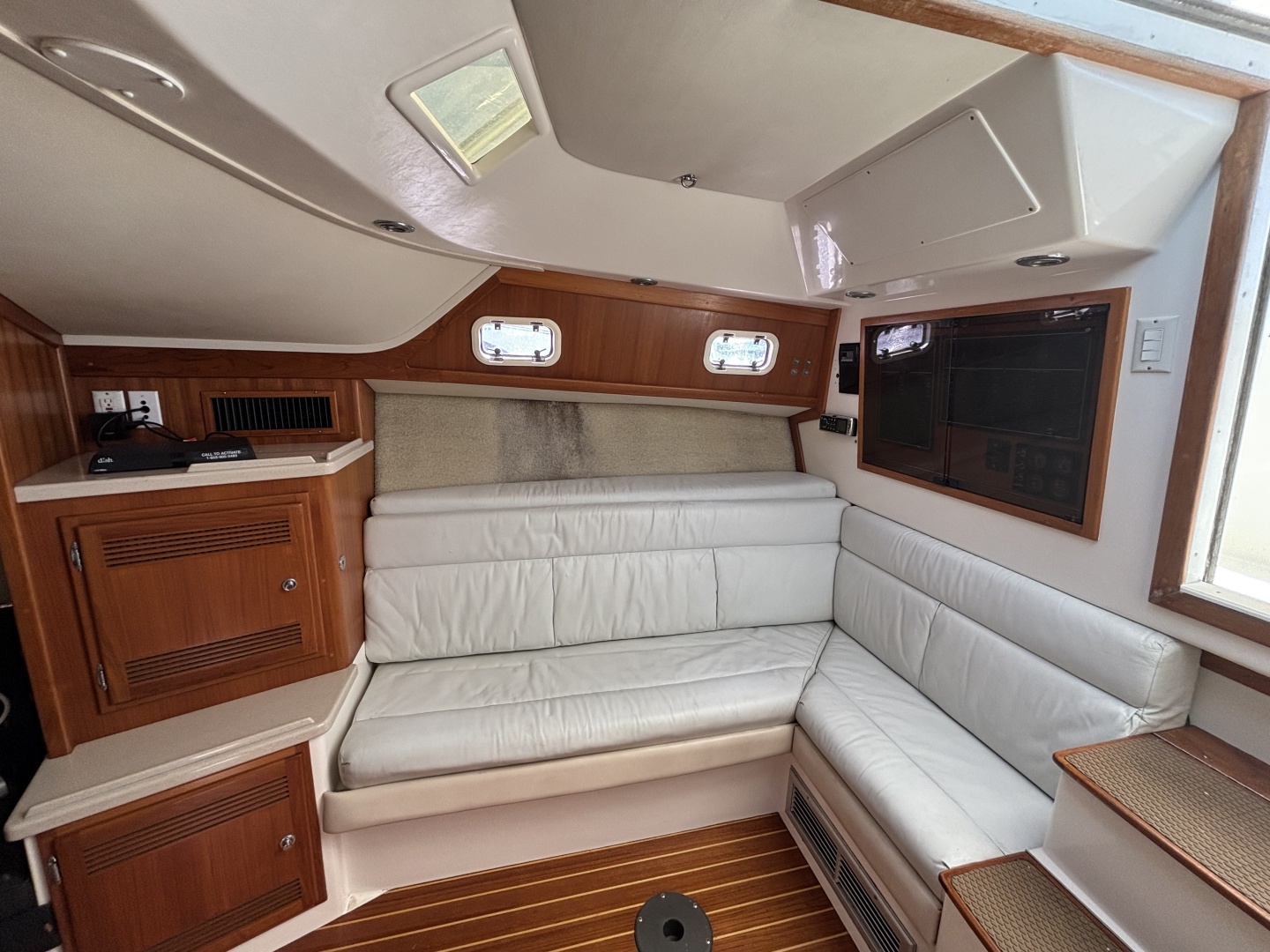 35ft Cabo Yacht For Sale