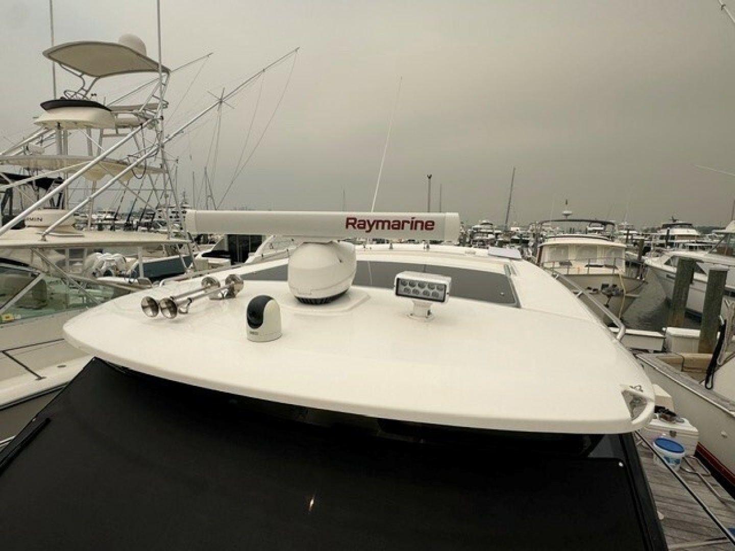 Boston Whaler 405 Conques Yacht For Sale