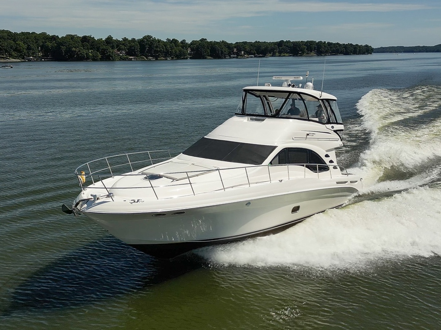 Sea Ray 580 Sedan Bridge Yacht For Sale