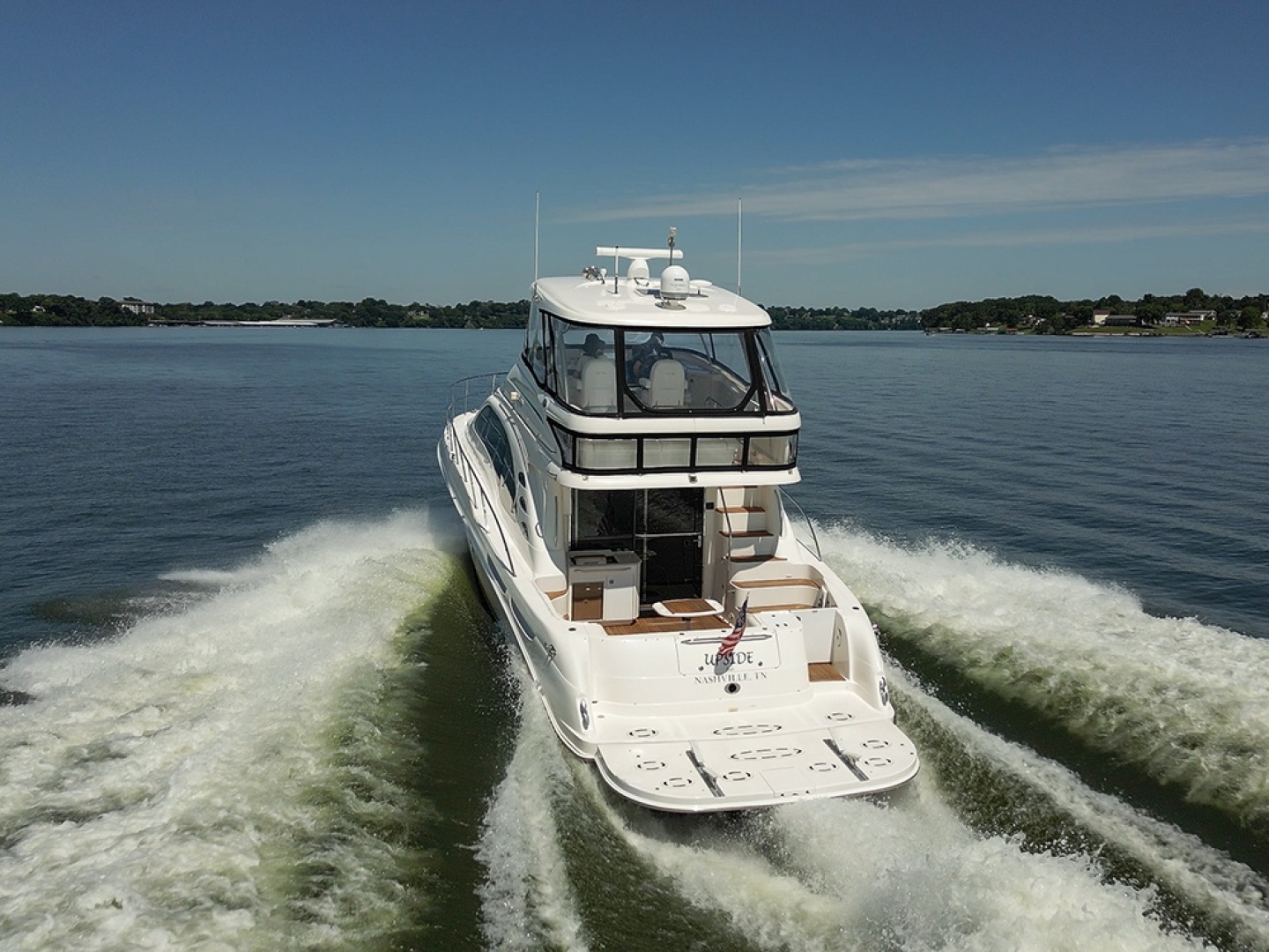 Sea Ray 580 Sedan Bridge Yacht For Sale