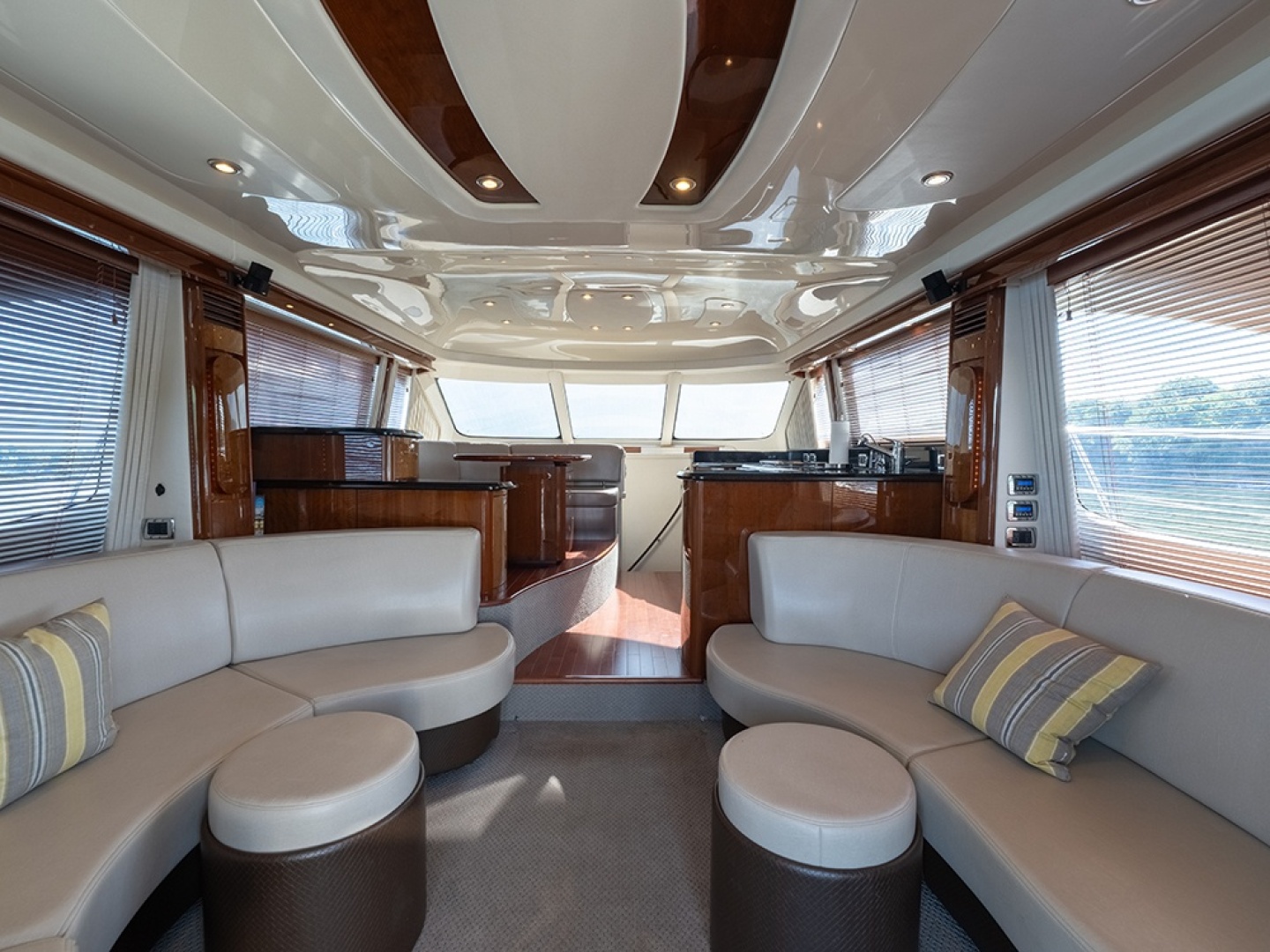 UPSIDE 58ft Sea Ray Yacht For Sale