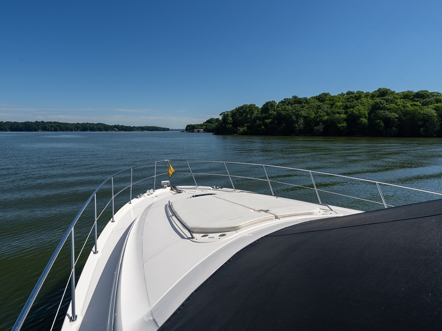 Sea Ray 580 Sedan Bridge Yacht For Sale
