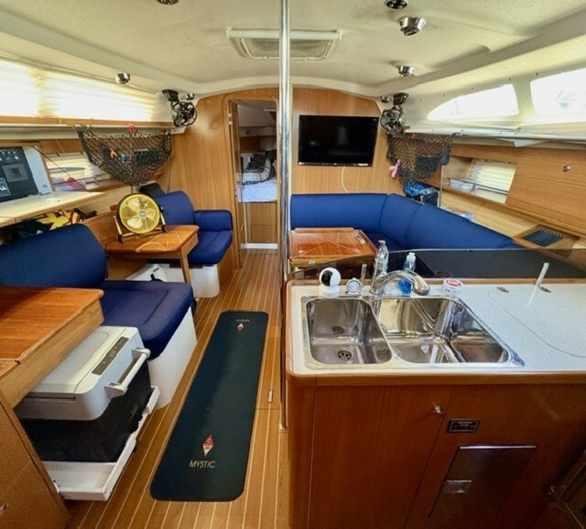 Catalina 355 Yacht For Sale