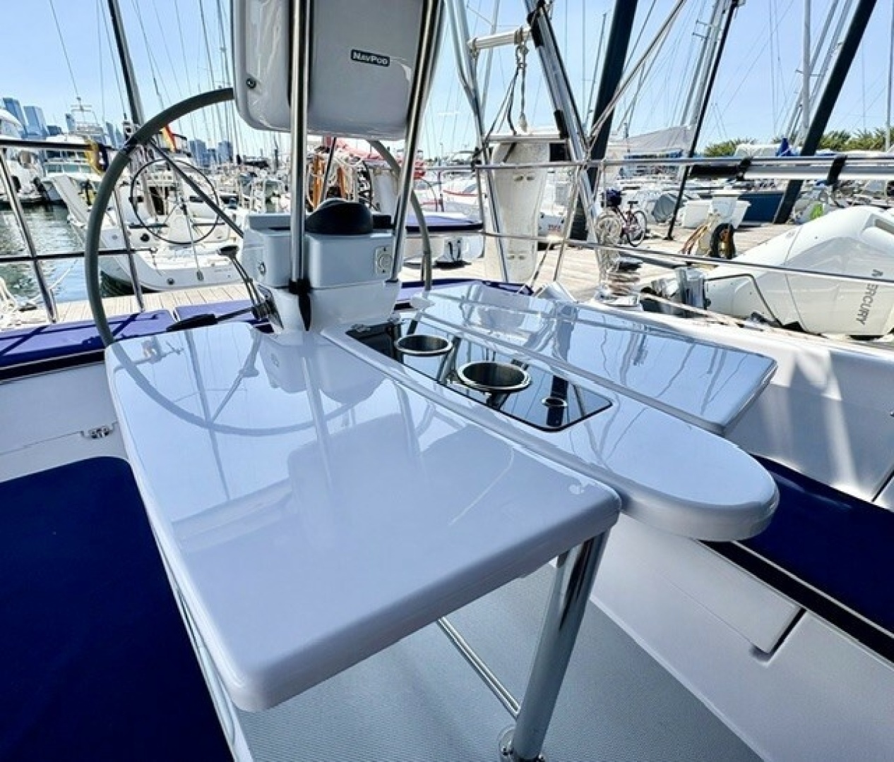 Catalina 355 Yacht For Sale