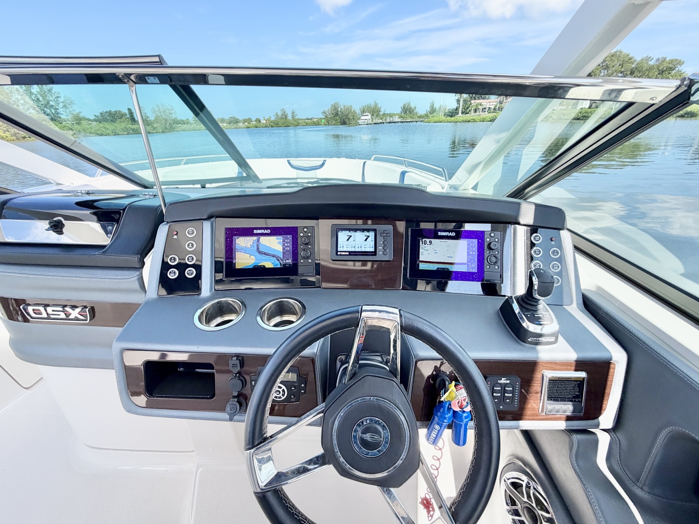 28ft Chaparral Yacht For Sale 28ft Chaparral Yacht For Sale