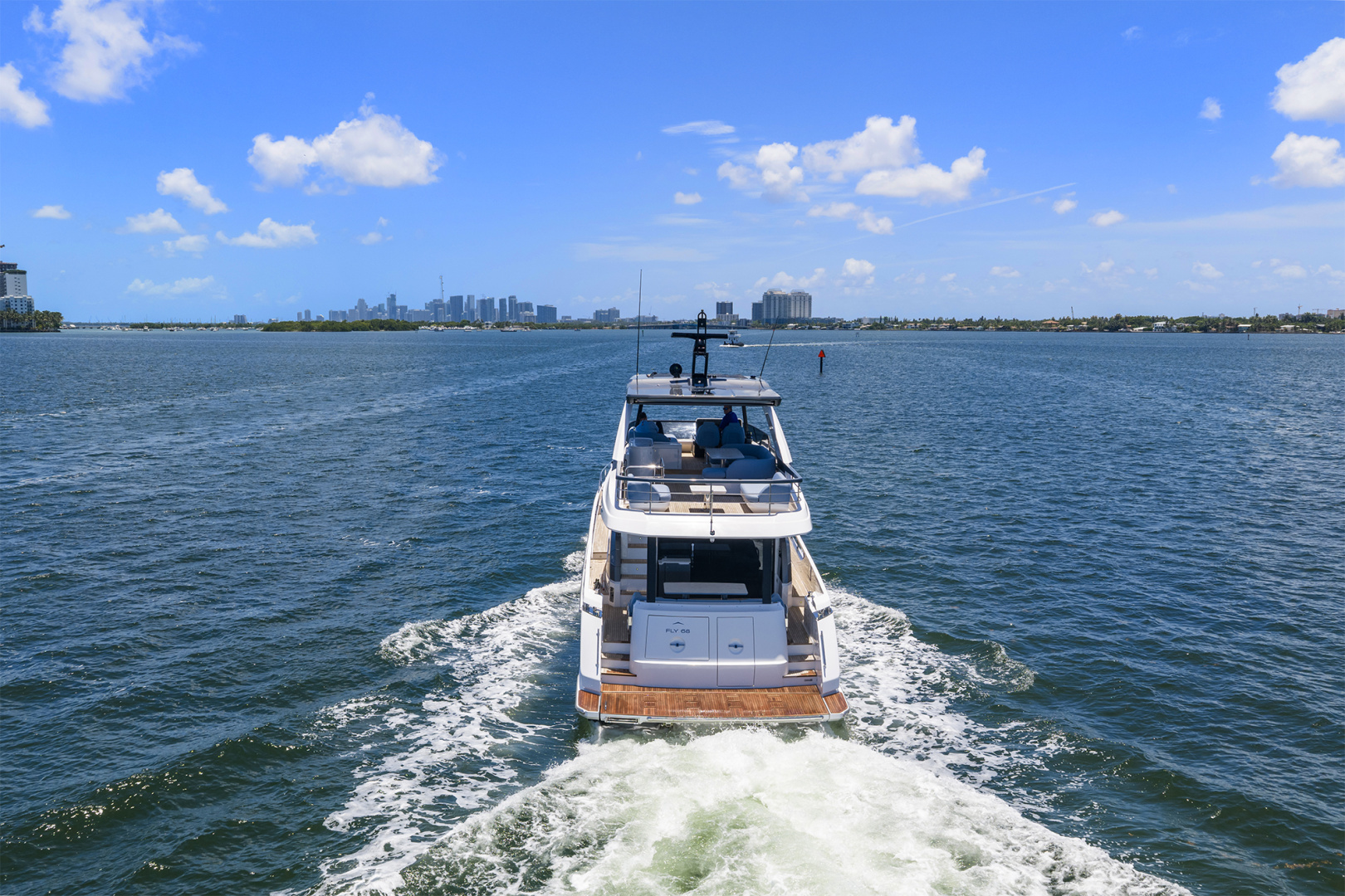 68ft Azimut Yacht For Sale