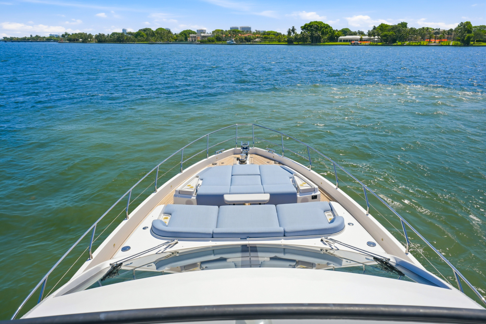 68ft Azimut Yacht For Sale