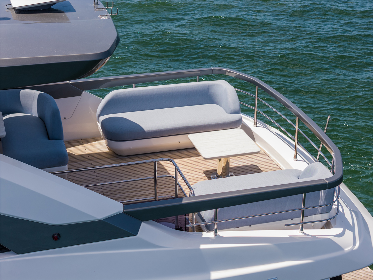 2025 Azimut 68 FLY