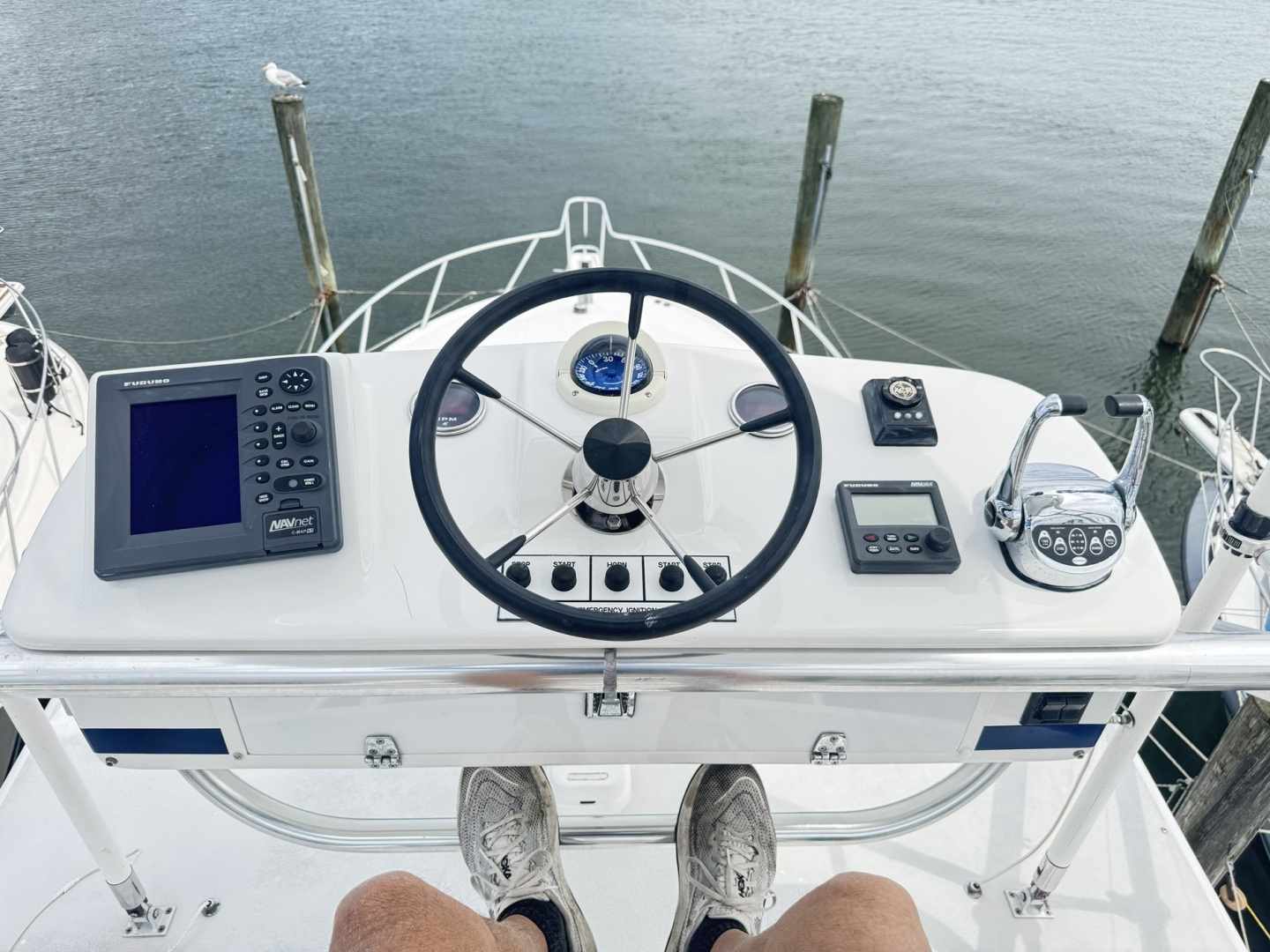 2005 Cabo 40 Express