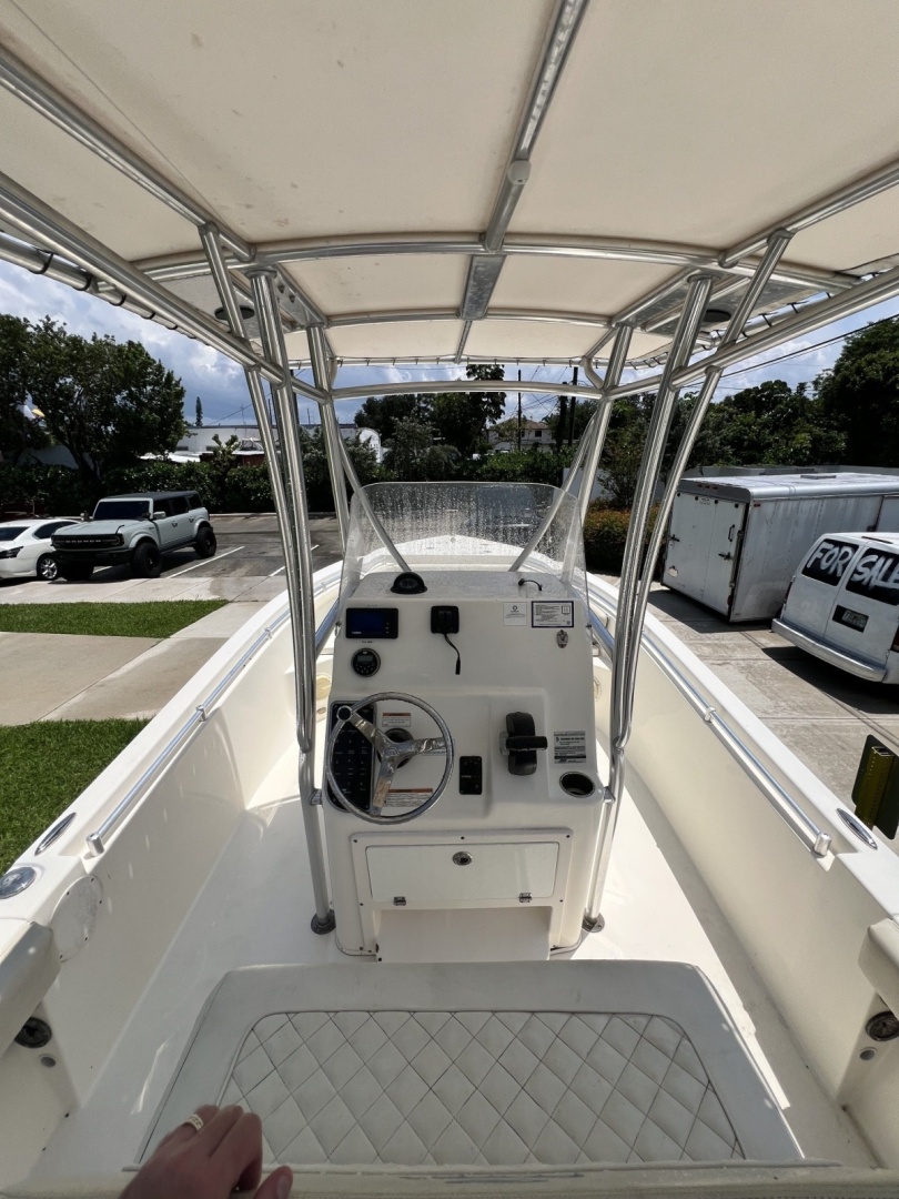 22ft Cobia Yacht For Sale