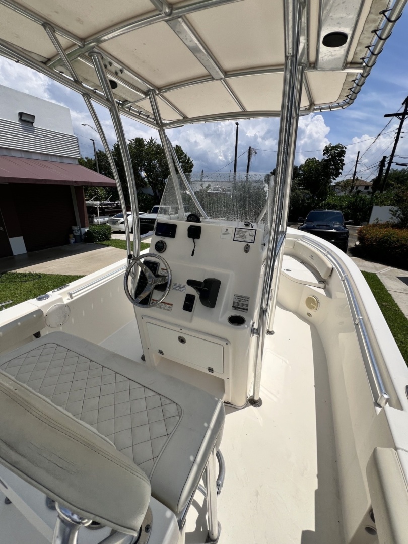 22ft Cobia Yacht For Sale