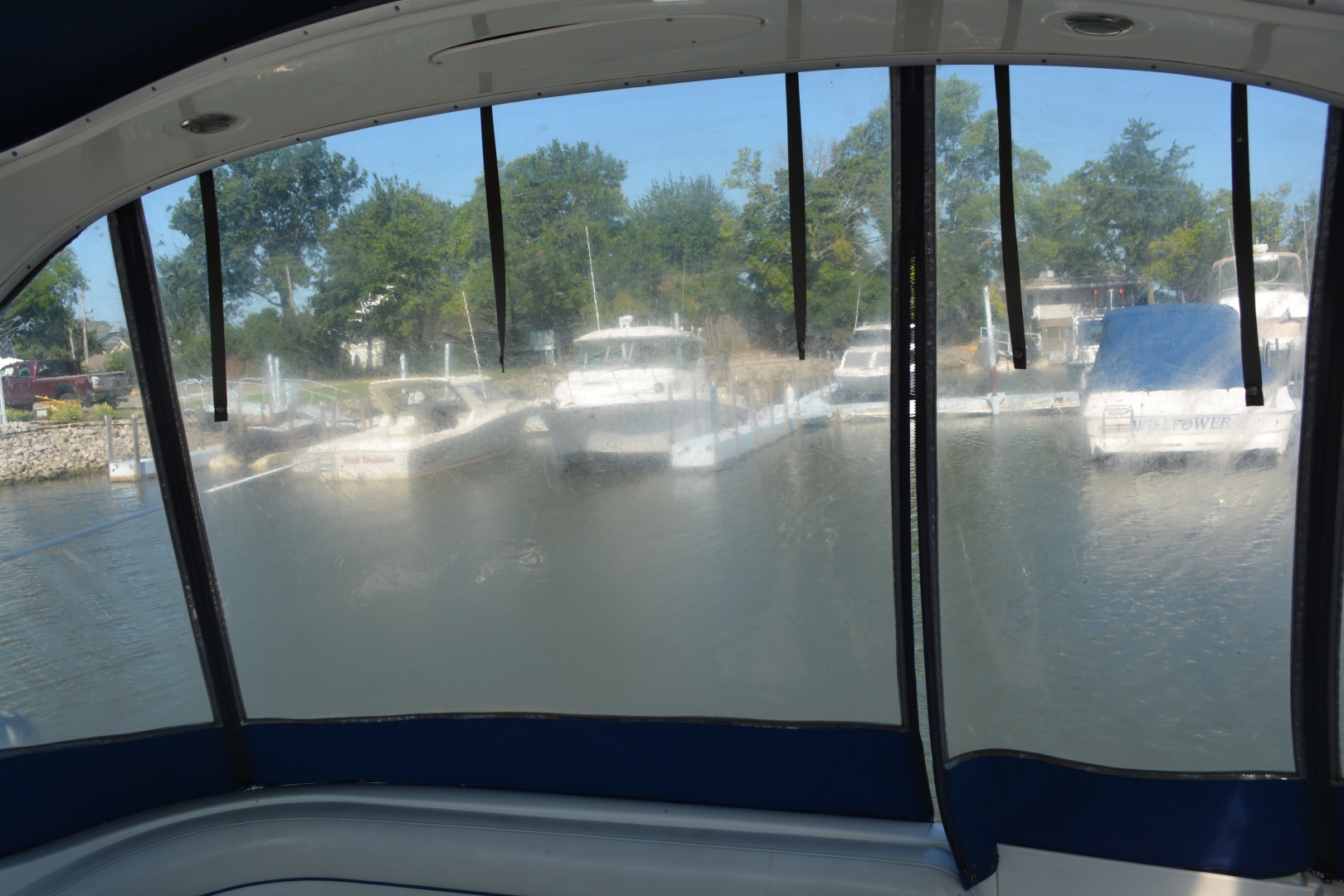 Waves of Blue 30ft Bayliner Yacht For Sale