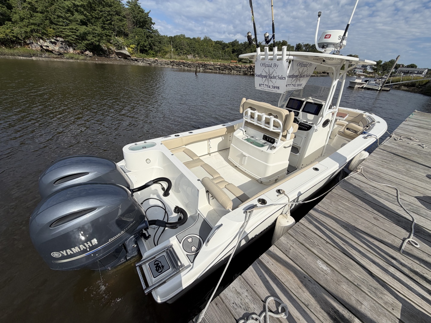26ft NauticStar Yacht For Sale
