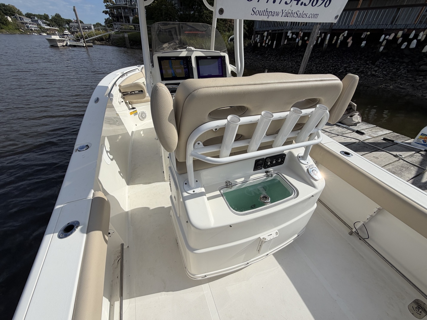 26ft NauticStar Yacht For Sale