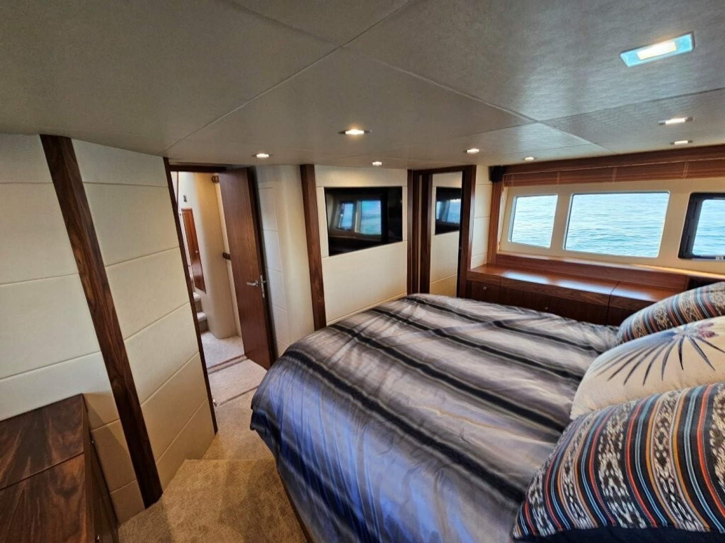 Pleasure Island II 60ft Sunseeker Yacht For Sale