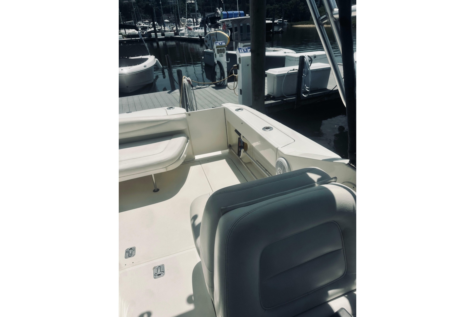 Fiasco 29ft Sea Ray Yacht For Sale Fiasco 29ft Sea Ray Yacht For Sale