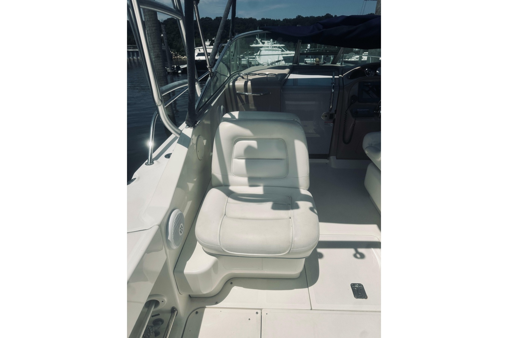 Fiasco 29ft Sea Ray Yacht For Sale Fiasco 29ft Sea Ray Yacht For Sale