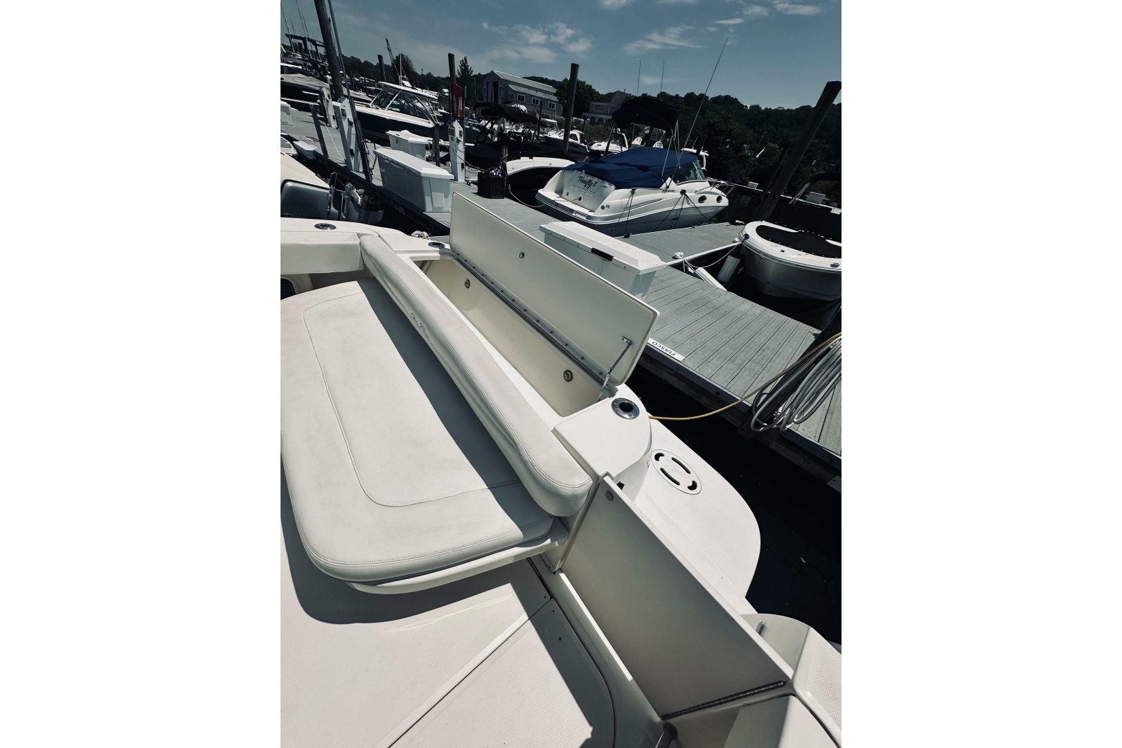 Fiasco 29ft Sea Ray Yacht For Sale Fiasco 29ft Sea Ray Yacht For Sale