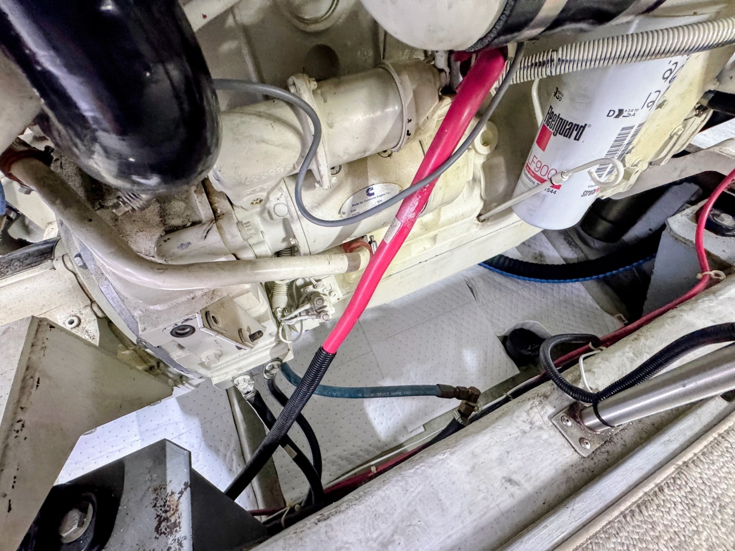 Carver 450 Voyager Pilothouse Yacht For Sale