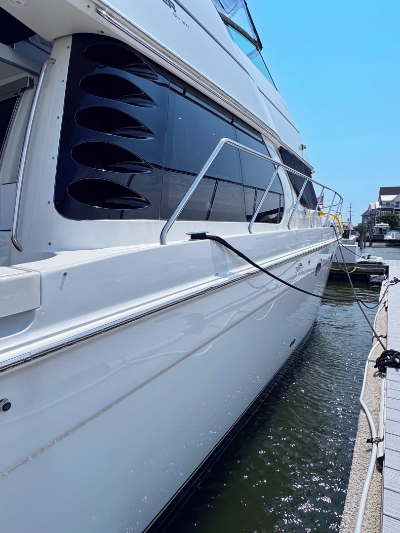 Carver 450 Voyager Pilothouse Yacht For Sale
