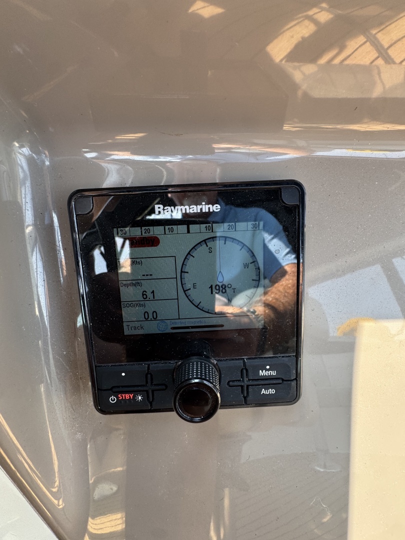 Carver 450 Voyager Pilothouse Yacht For Sale