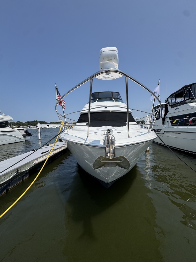 Carver 450 Voyager Pilothouse Yacht For Sale