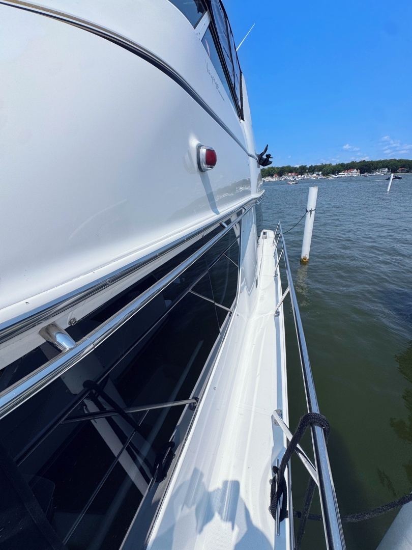 Carver 450 Voyager Pilothouse Yacht For Sale