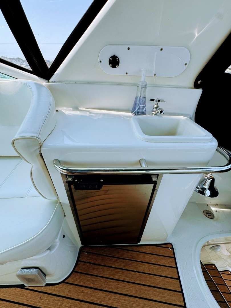 Carver 450 Voyager Pilothouse Yacht For Sale