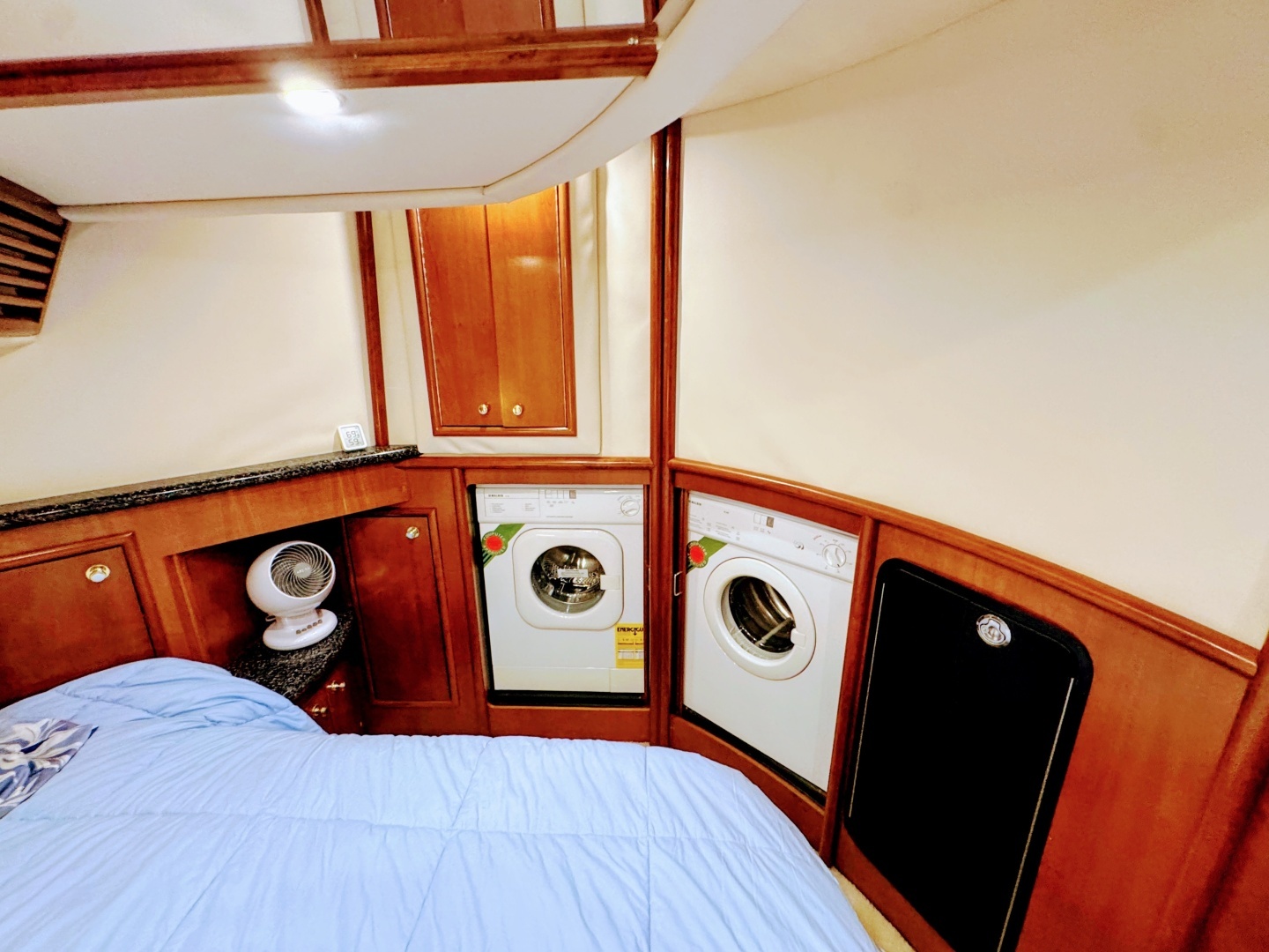Carver 450 Voyager Pilothouse Yacht For Sale