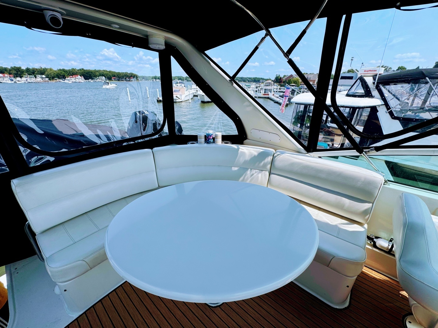 Carver 450 Voyager Pilothouse Yacht For Sale