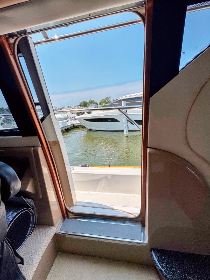 Carver 450 Voyager Pilothouse Yacht For Sale