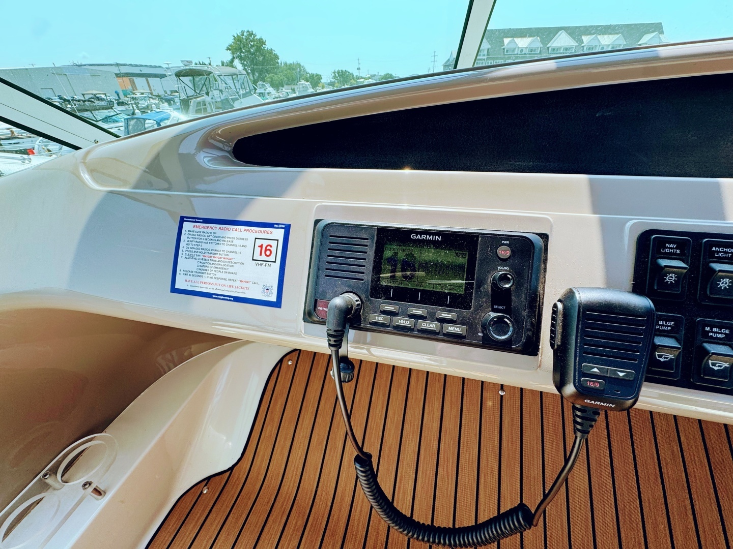 Carver 450 Voyager Pilothouse Yacht For Sale