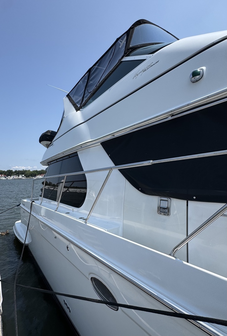 Carver 450 Voyager Pilothouse Yacht For Sale