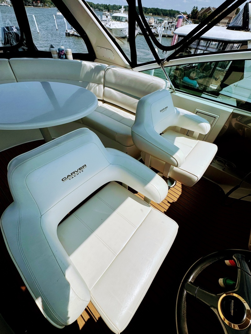 Carver 450 Voyager Pilothouse Yacht For Sale