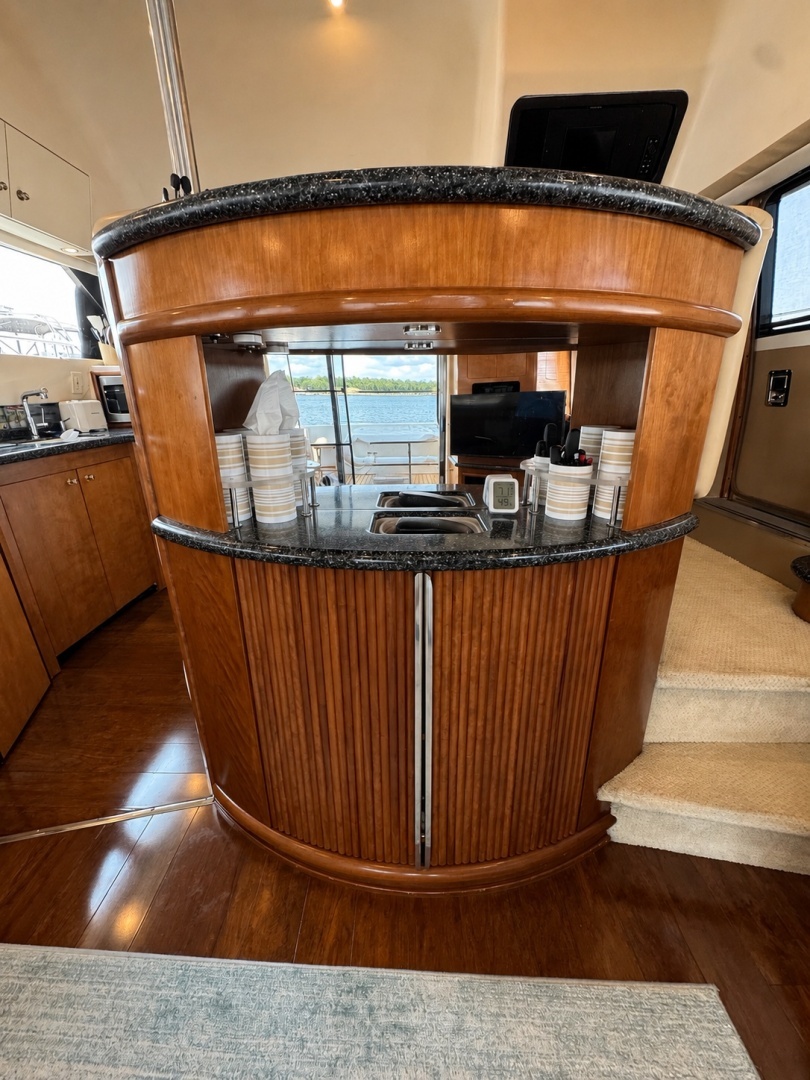 Carver 450 Voyager Pilothouse Yacht For Sale
