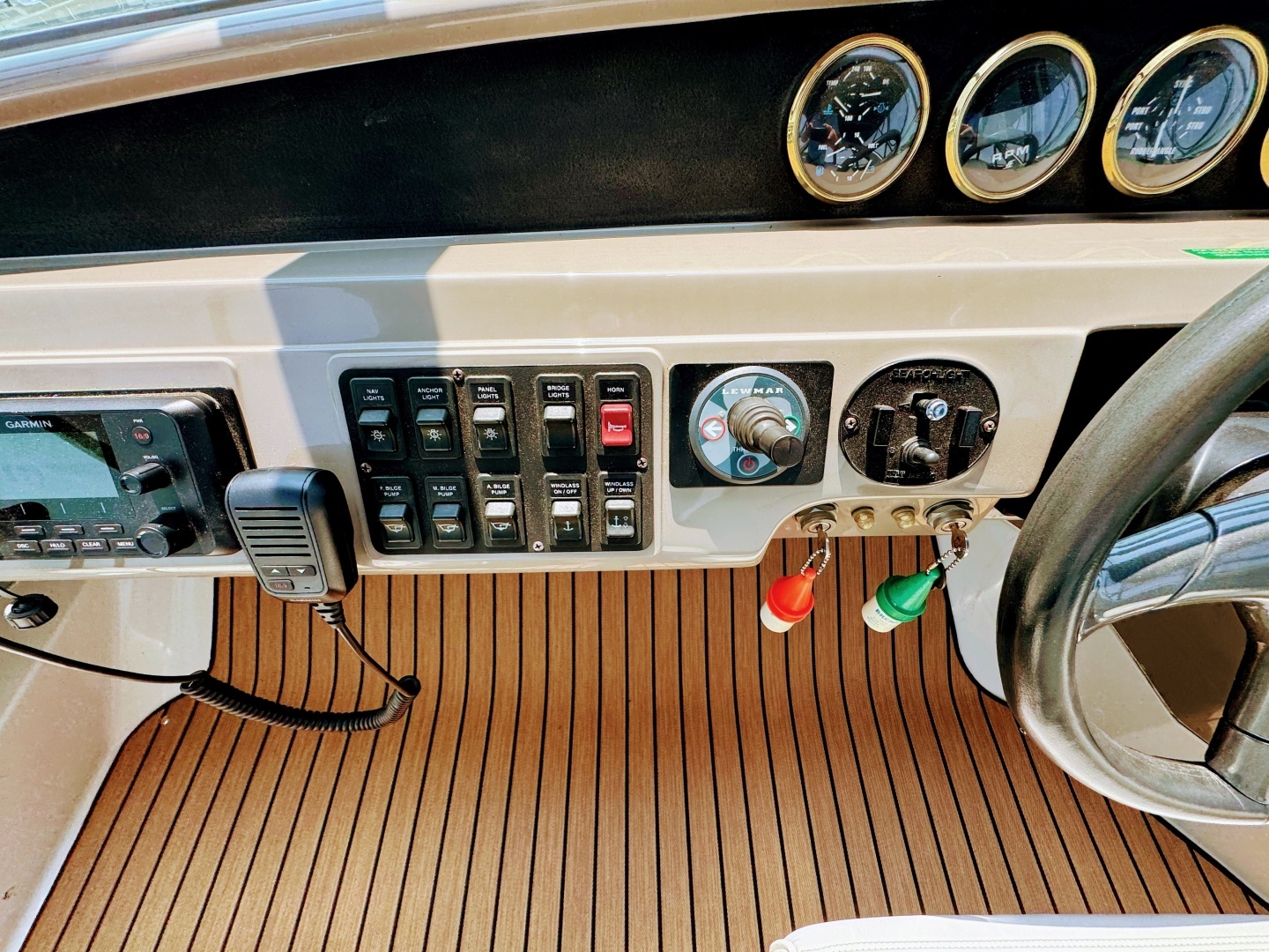 Carver 450 Voyager Pilothouse Yacht For Sale