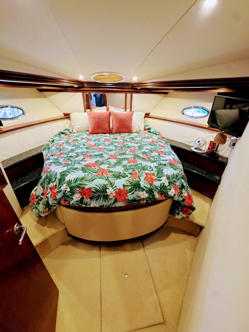 Carver 450 Voyager Pilothouse Yacht For Sale
