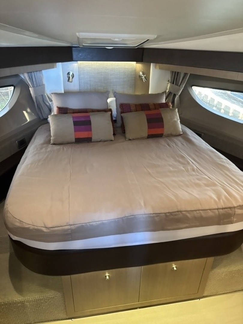 April 40ft Sea Ray Yacht For Sale
