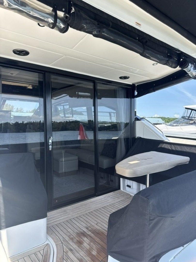 April 40ft Sea Ray Yacht For Sale