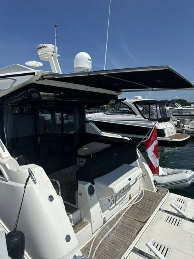 2016 Sea Ray 400 coupe