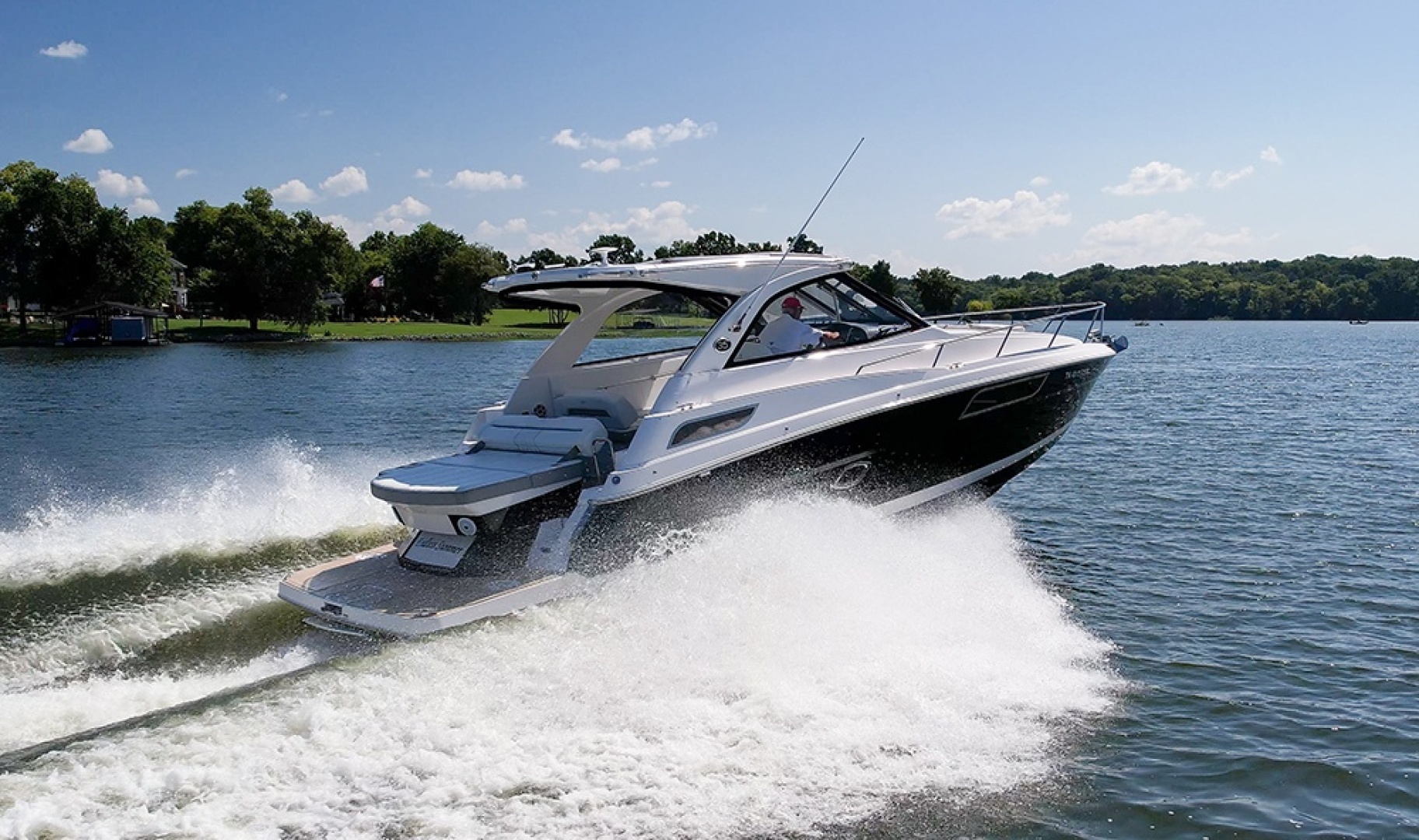 Regal 35 Sport Coupe Yacht For Sale