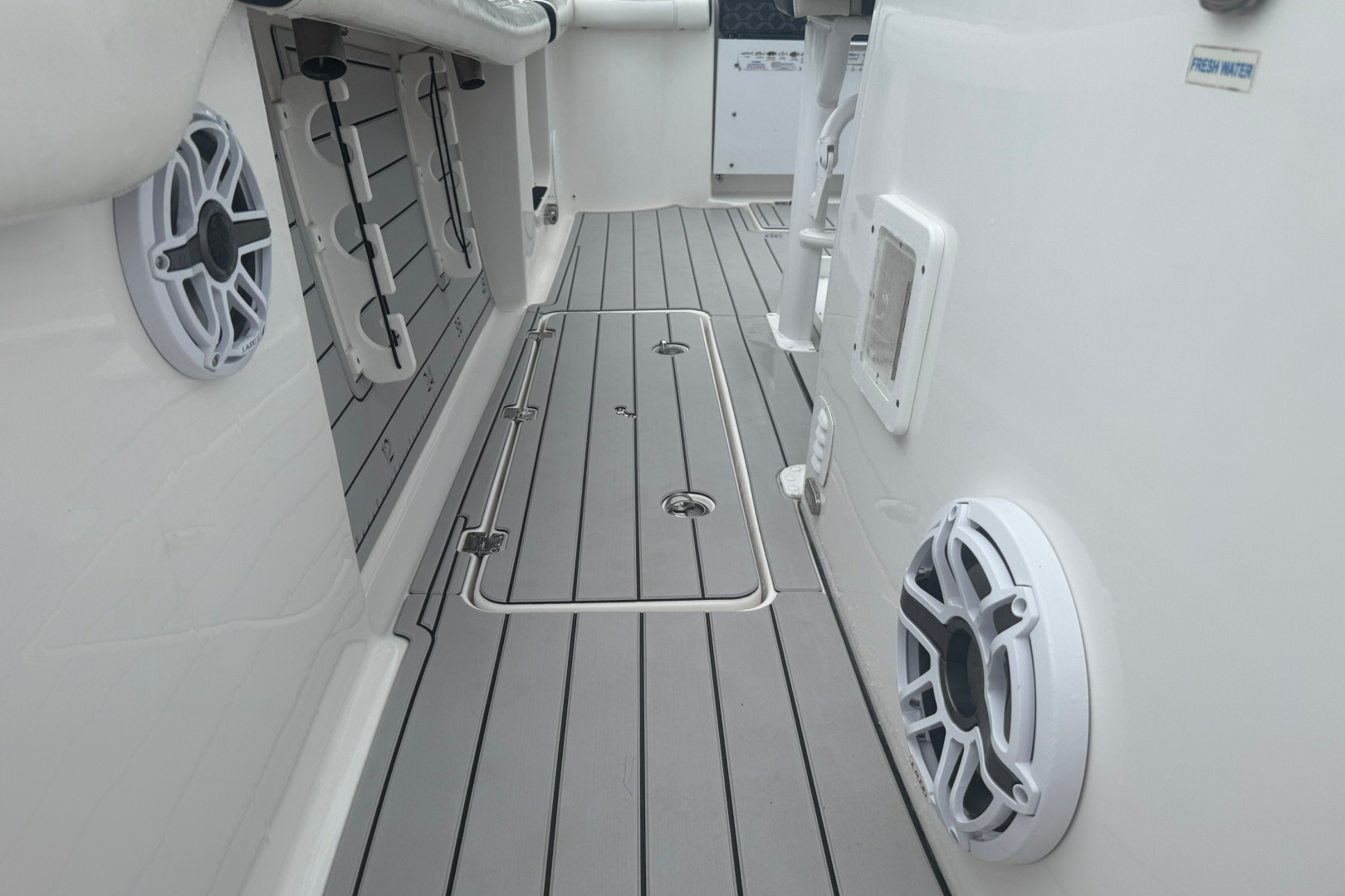 26ft Tidewater Yacht For Sale