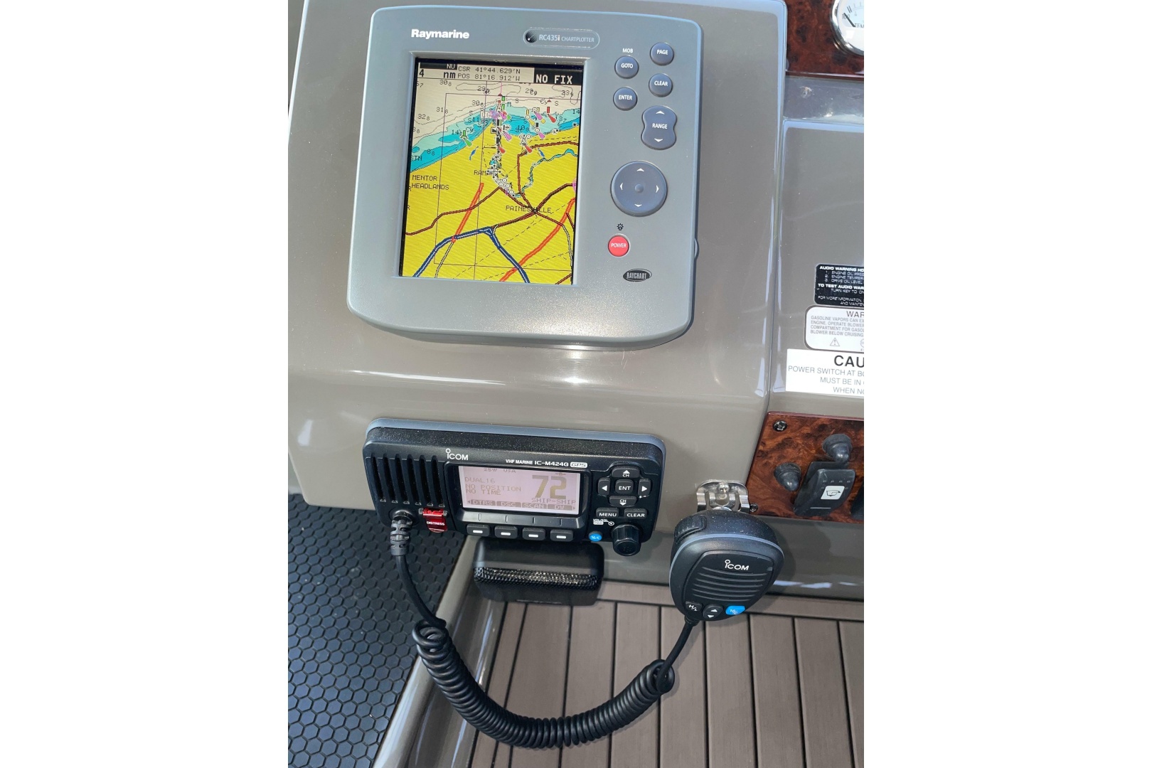 30ft Regal Yacht For Sale