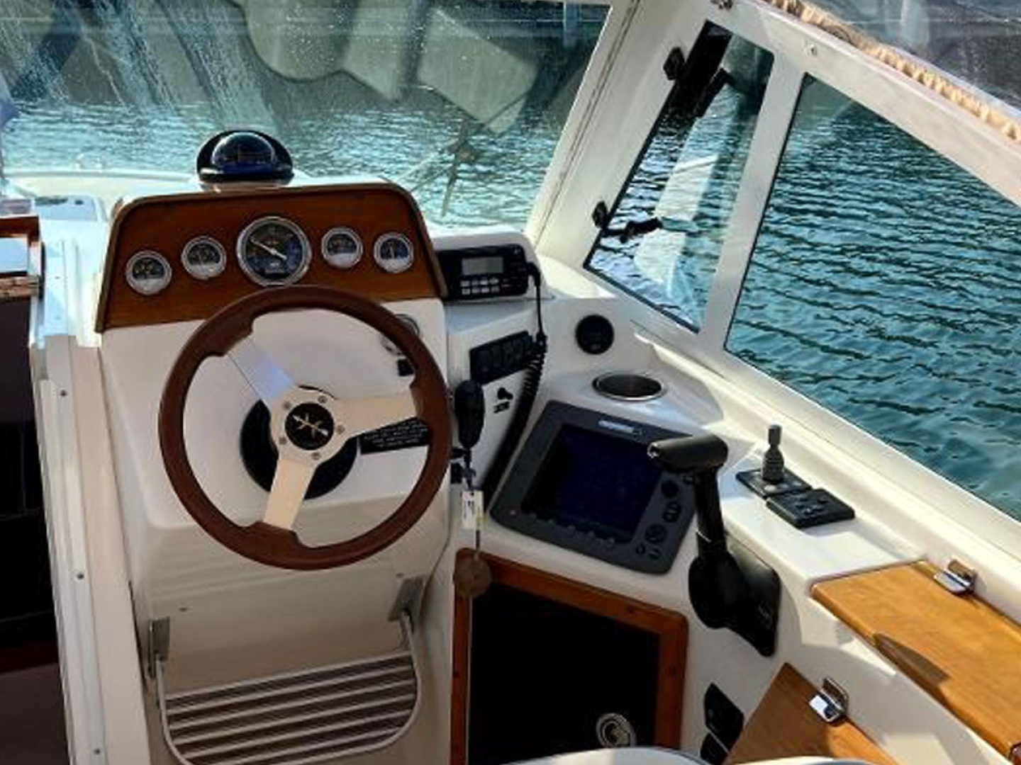 OCTOBER SKY 25ft Hunt Yachts Yacht For Sale
