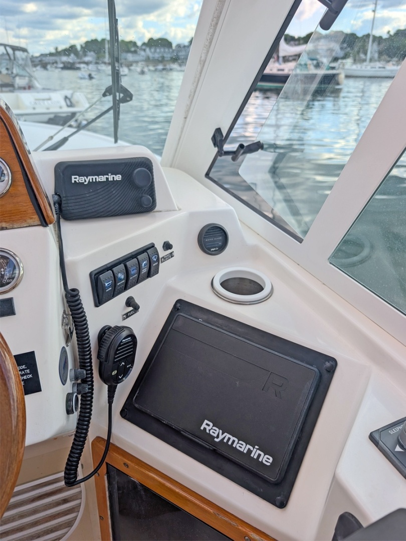 OCTOBER SKY 25ft Hunt Yachts Yacht For Sale