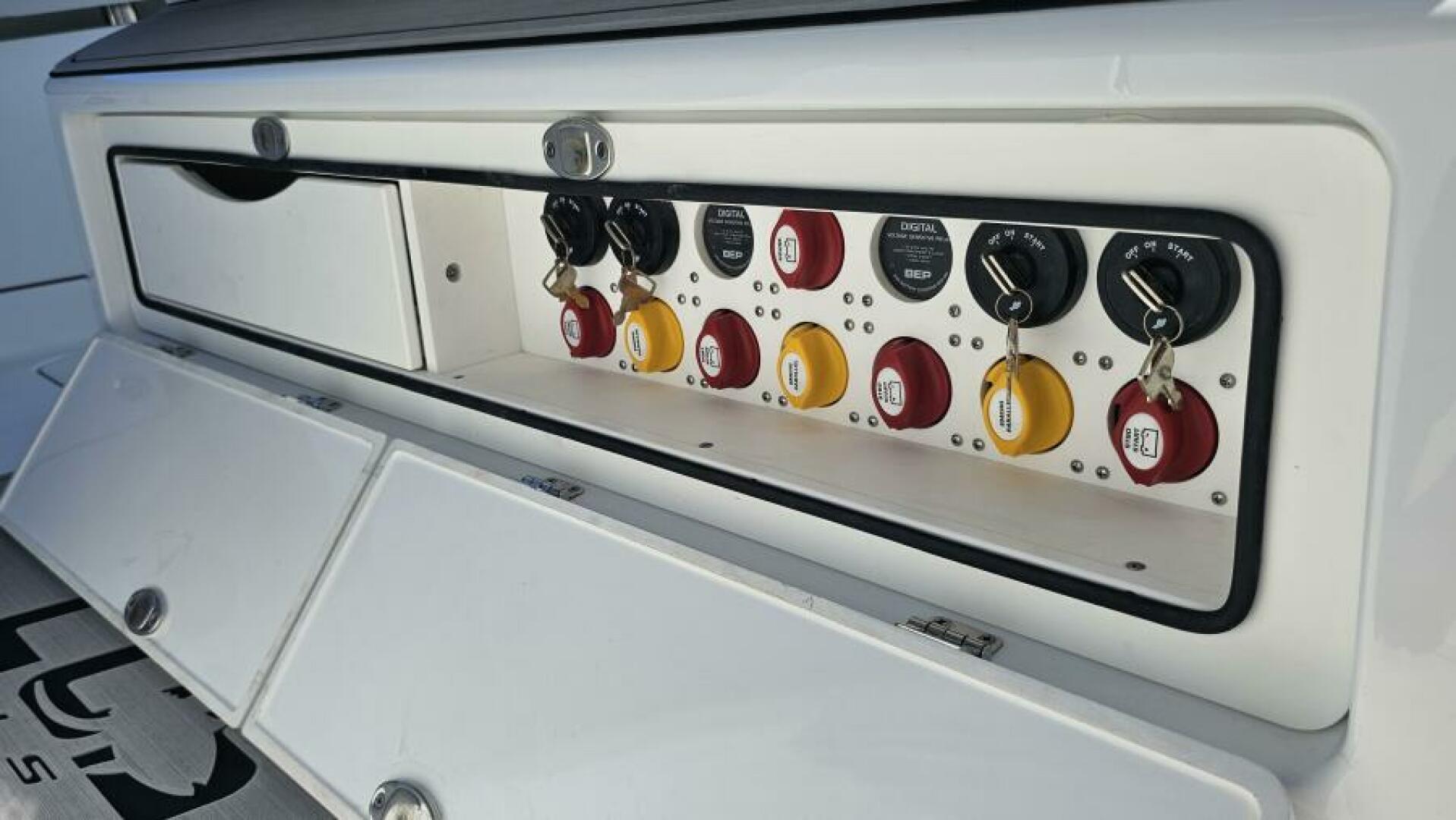 34ft Costa Custom Yacht For Sale