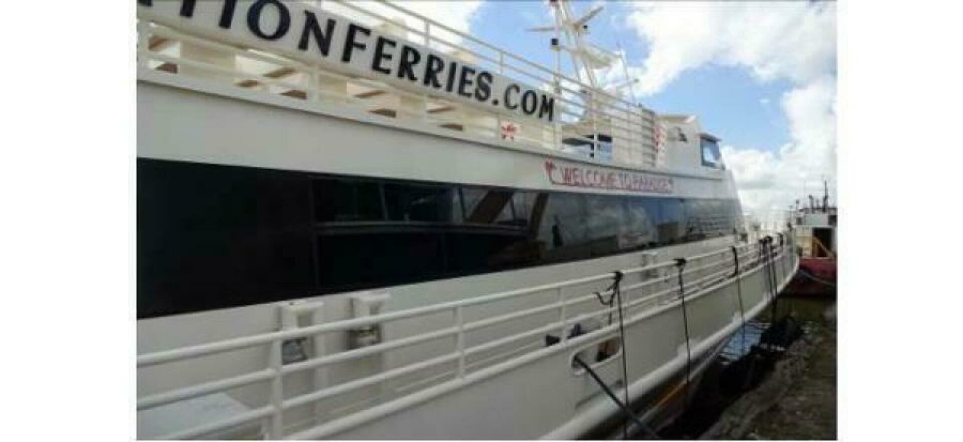 Dream Star 98ft Custom Yacht For Sale Dream Star 98ft Custom Yacht For Sale