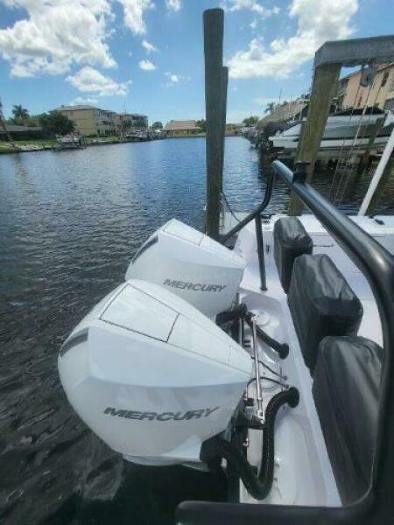 37ft Axopar Yacht For Sale 37ft Axopar Yacht For Sale
