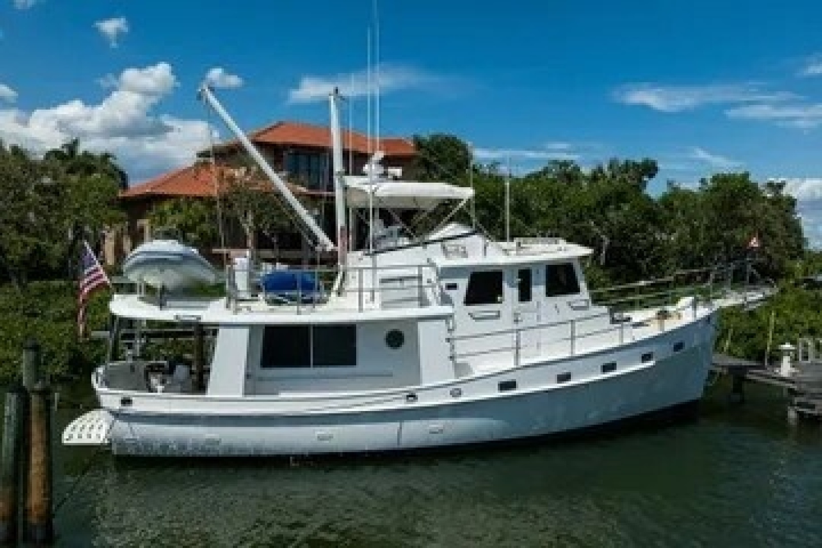 Kadey-Krogen AE Widebody Yacht For Sale